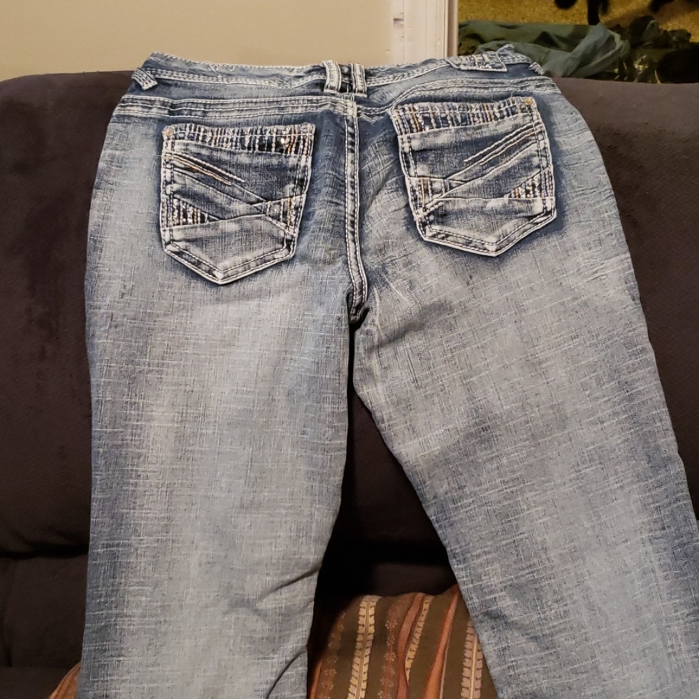 Jean's - Picture 3 of 4